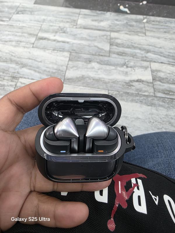 Galaxy Buds3 Pro シルバー Buy Galaxy Buds3 Pro Silver | Samsung US