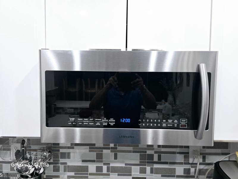 Samsung PowerGrill 2.1-cu ft 1000-Watt 29.88-in Over-the-Range