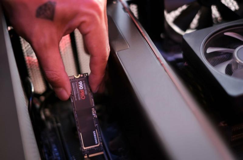 メモリー DDR4 3200 16gb x2 + 990PRO 1TB + 990 1TB Amazon.com: Samsung 990 PRO SSD 1TB PCIe 4.0 M.2 2280