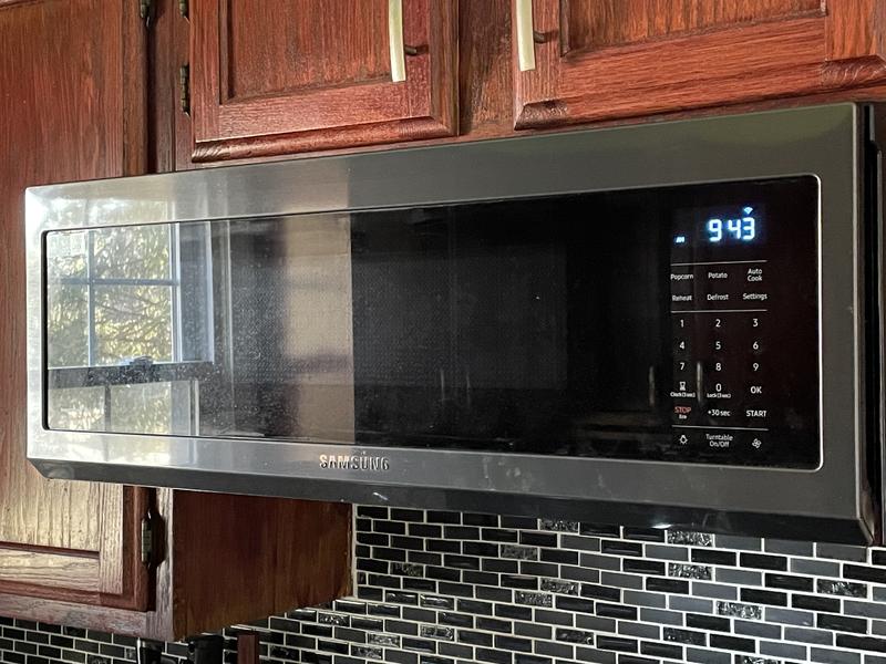 Samsung Bespoke 1.1 Cu. ft. White Glass Over The Range Microwave