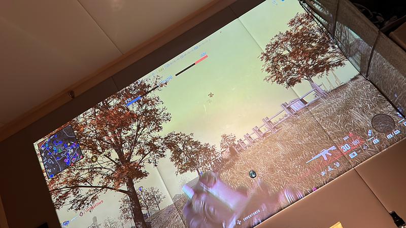 Customer carousel item 6.