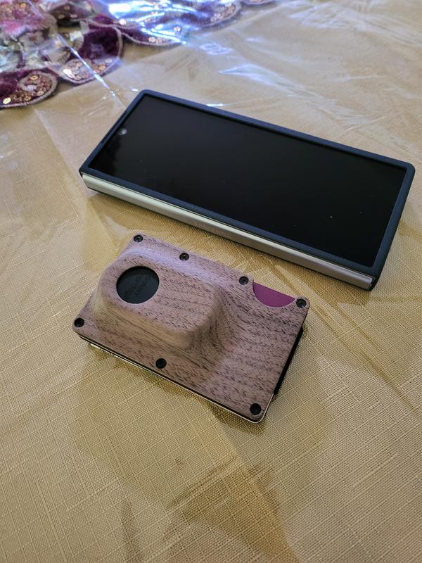 Customer carousel item 11.