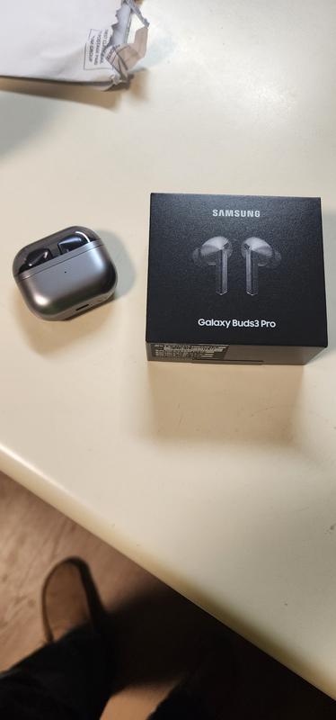純正品のSamsung Galaxy Buds3 Pro Samsung Galaxy Buds3 Pro | JT Online Shop