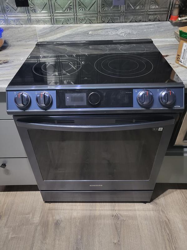 NE63A8711QNSamsung Bespoke Smart Slide-in Electric Range 6.3 cu