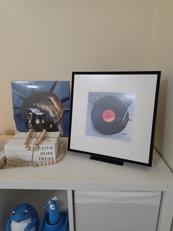 Customer carousel item 6.