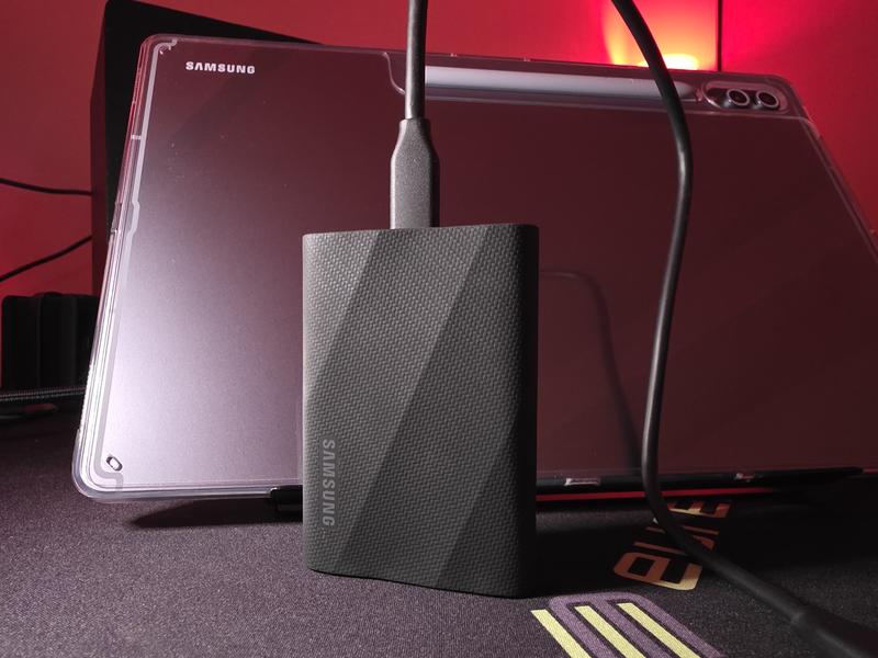 Portable SSD T9 1TB USB 3.2 | Samsung US
