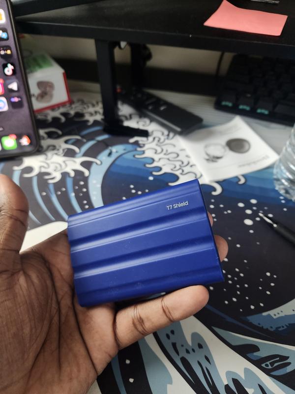Portable SSD T7 Shield 2TB USB 3.2 | Samsung US