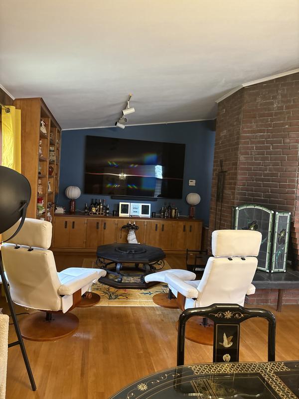 Eclipse, Willie Nelson, Media Room