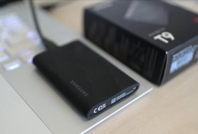Portable SSD T9 2TB USB 3.2 | Samsung US