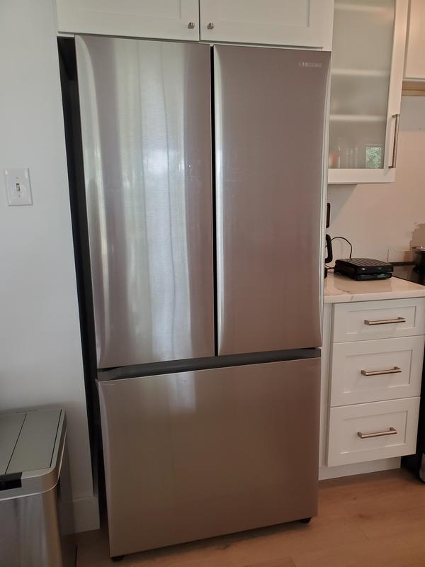 Samsung 30 in. 22.0 cu. ft. Smart French Door Refrigerator with