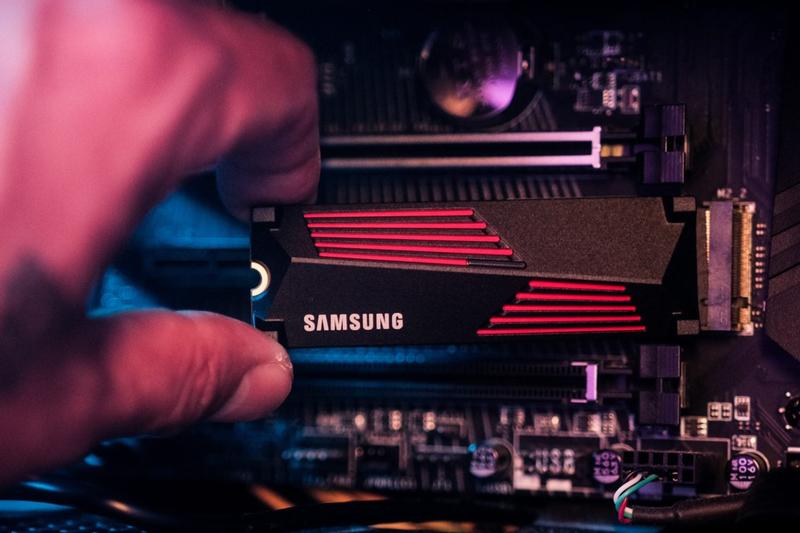 1TB SSD with Heatsink - 990 PRO NVMe™ | Samsung US