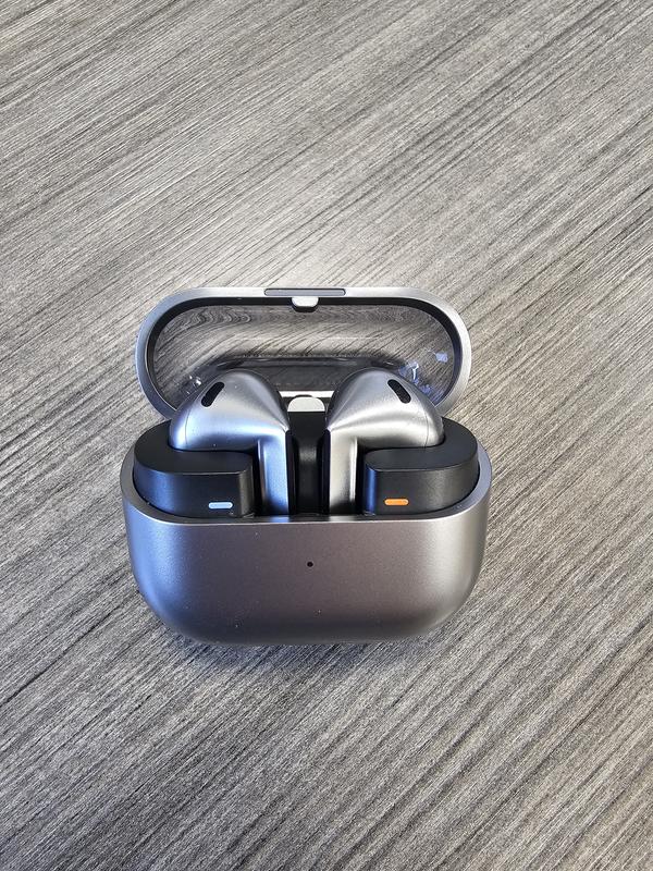 Galaxy Buds3, White | Samsung Business US