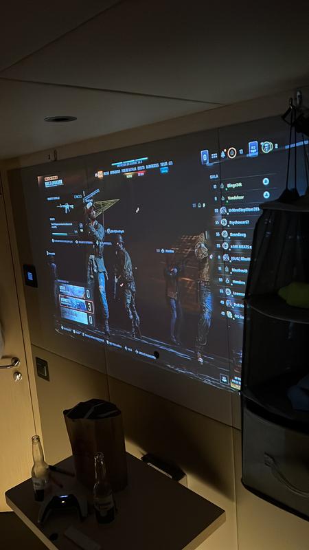 Customer carousel item 7.