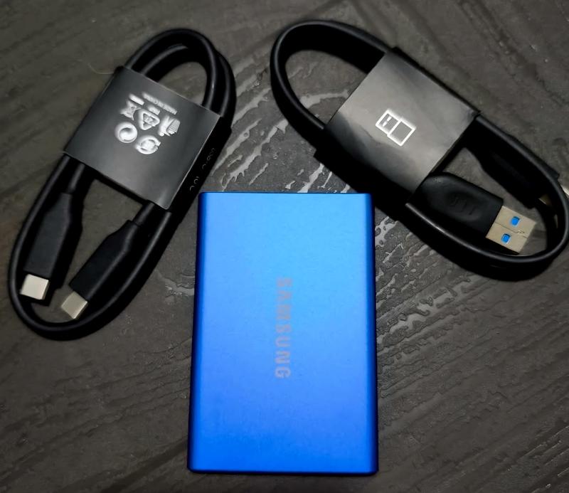 Portable SSD T7 1 TB USB 3.2 Gen 2 (Gray)