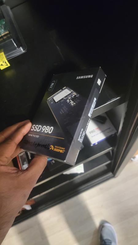 内蔵型SSD Samsung SSD 980 3500MB/s 1tb Amazon.com: Samsung 980 1TB PCIe 3.0 (up to 3,500 MB/s) NVMe
