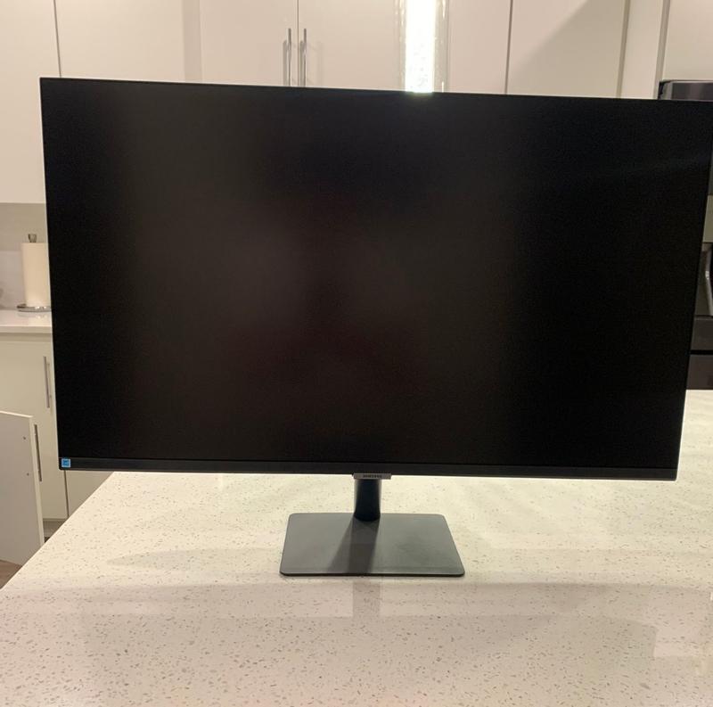 Samsung 34 inch Ultra Wide Monitor WQHD 21:9 ratio provides seamless ...