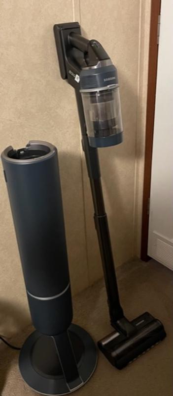 Bespoke Jet™ Cordless Stick Vacuum with All in One Clean Station in Woody  Green (2022) - VS20A95923N/AA