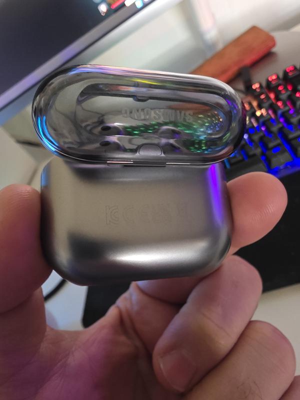 Galaxy Buds3 Pro Silver | Audio Sound | Samsung Jordan