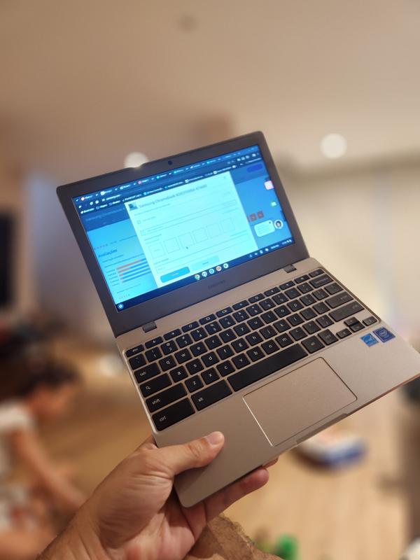 Samsung Chromebook 4 Celeron 4 GB 32 GB | Samsung Brasil