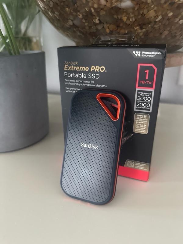 SanDisk Extreme Pro 1TB External Solid State Drive (SDSSDE81-1T00
