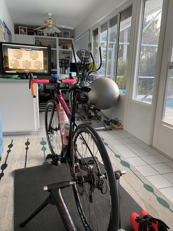 Saris fluid 2024 2 zwift