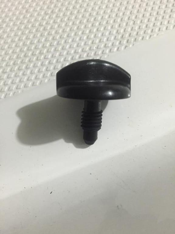 Saris bones thumb store screw