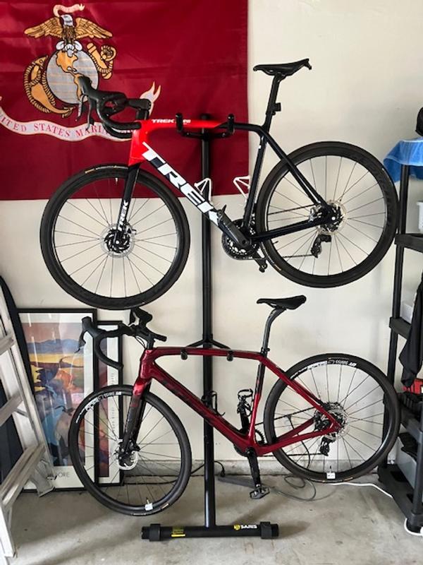 Saris bike best sale bunk