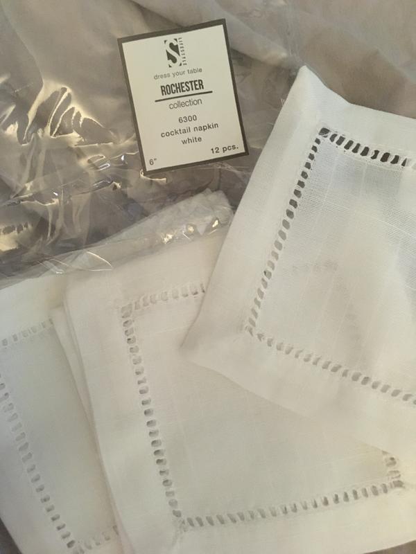 Saro Lifestyle Classic Hemstitch Border Cocktail Napkin (Set of 12)