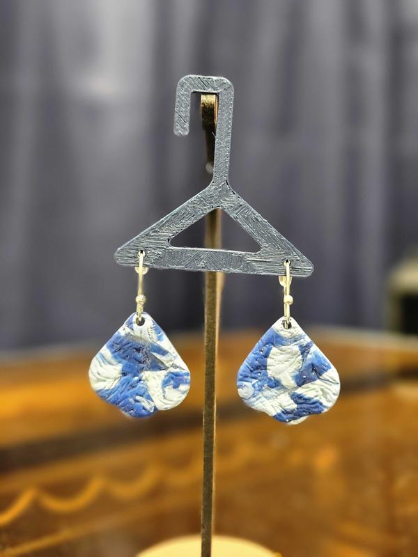Customer carousel item 1.