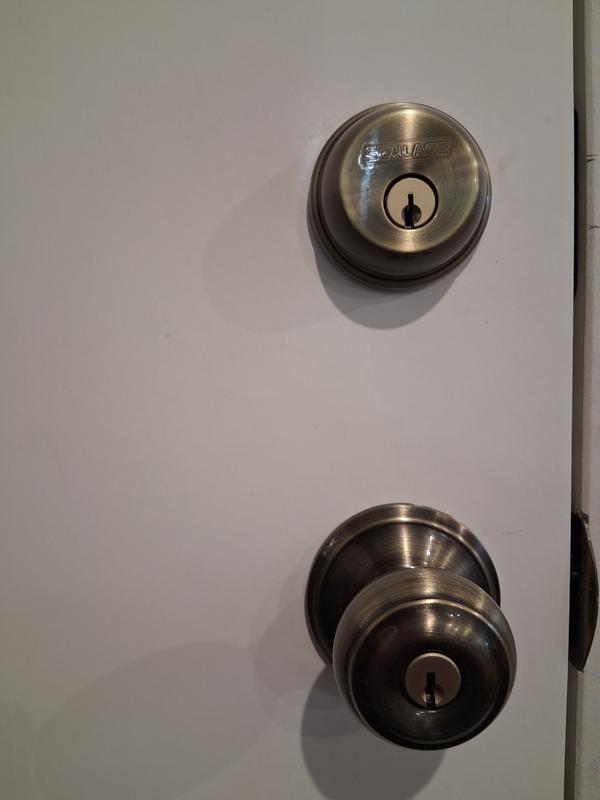 Schlage B60 Deadbolt & F51 Keyed Entry Lever Set – Accent Lever, Satin Nickel, Keyed Alike, Grade 1 Security, Lifetime Warranty