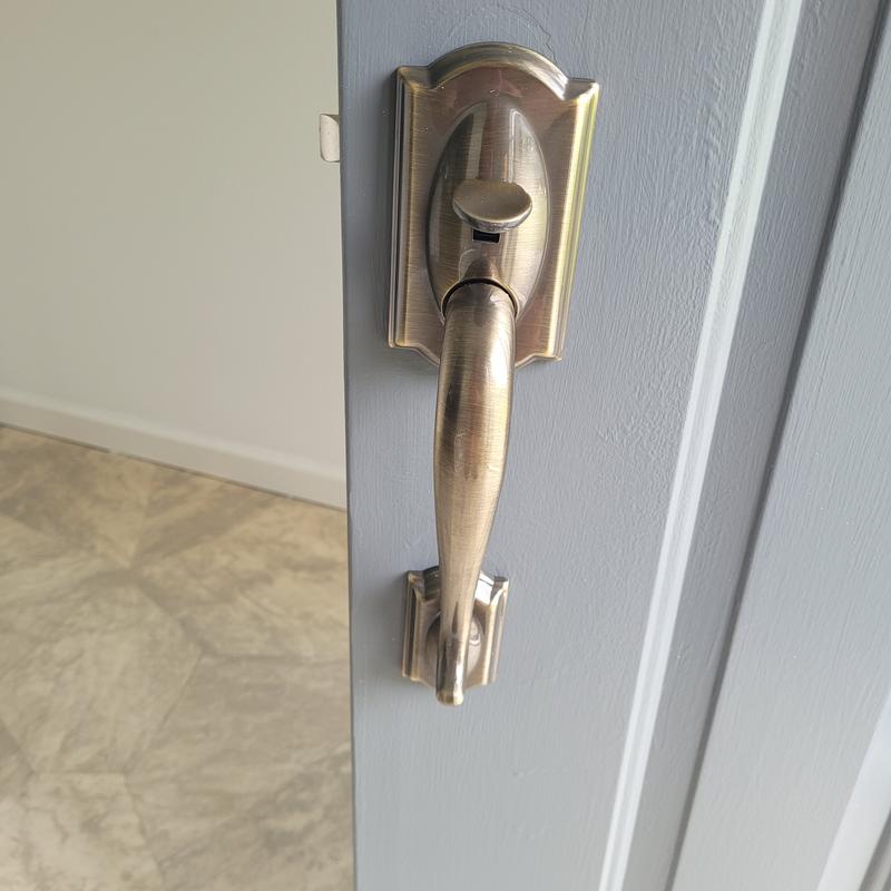 Camelot Antique Brass Single Cylinder Deadbolt with Left Handed Flair Lever Door Handleset