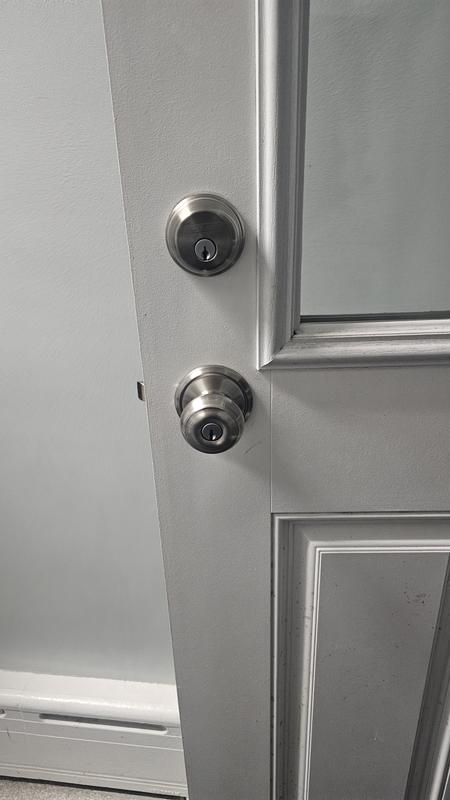 Schlage FB50N V GEO 619 – B60 Single Cylinder Deadbolt & F51 Keyed Entry Knob, Satin Nickel, Keyed Alike Set