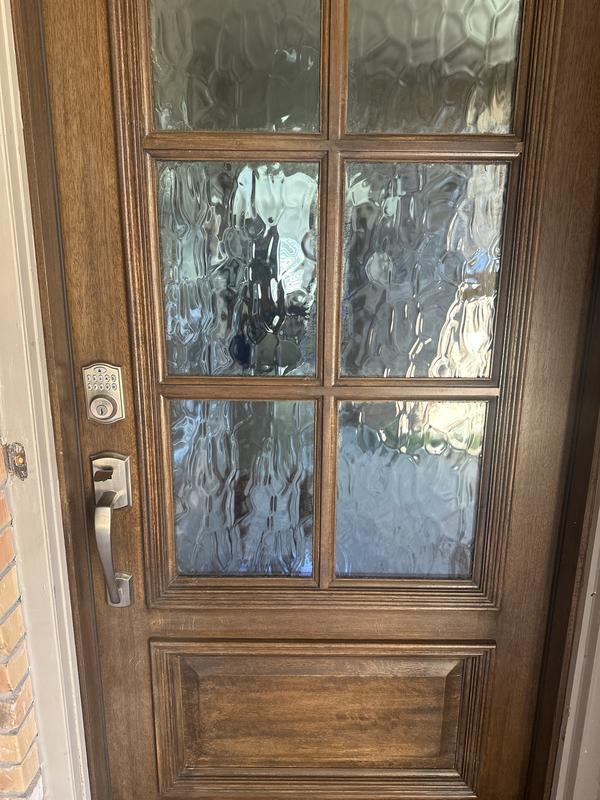 One hand and you’re in!