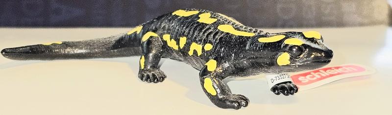 Schleich Fire Salamander 14870 Blain's Farm Fleet