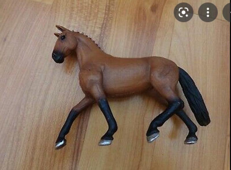 She is sooooo pretty