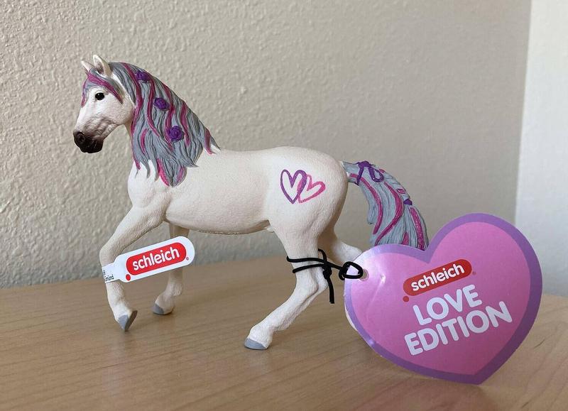 Love Edition Horse 72285 | schleich