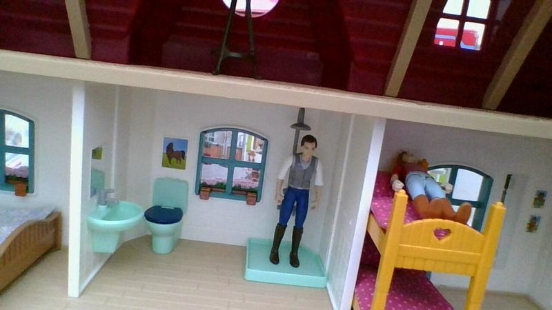 Terrific toilet! 🚽🚿