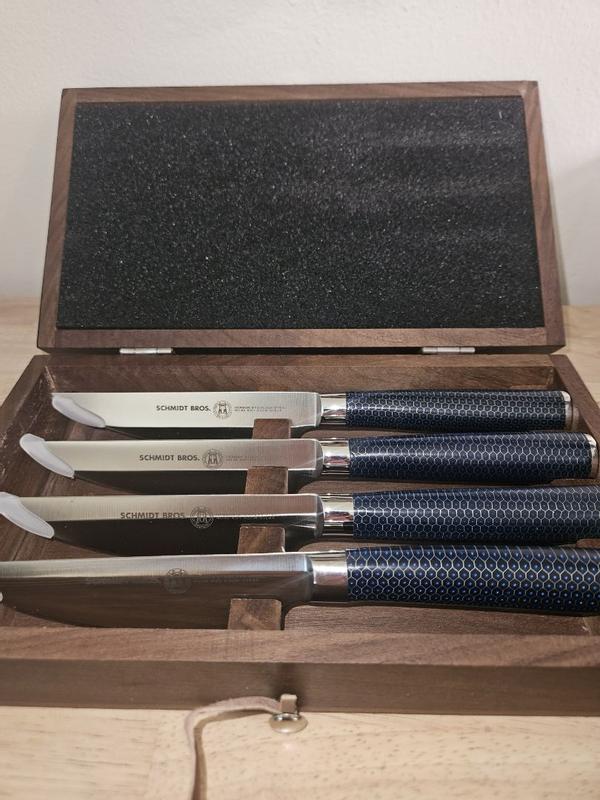 Customer photo for "Excellent steak knives"