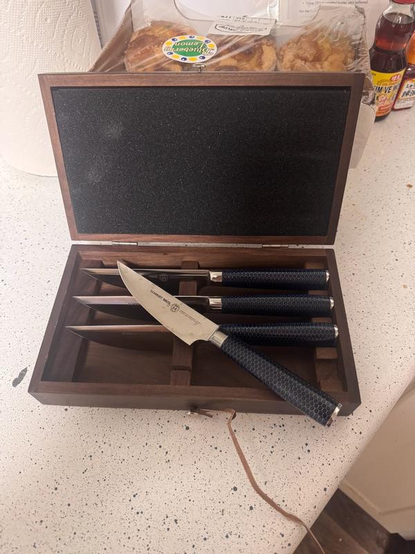 Review Thumbnail Image 0 356781472