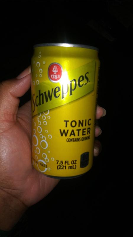 Schweppes Tonic Water 7.5oz Cans