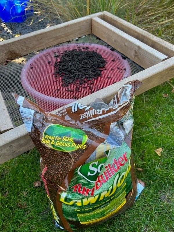 Scotts turf store builder lawnsoil