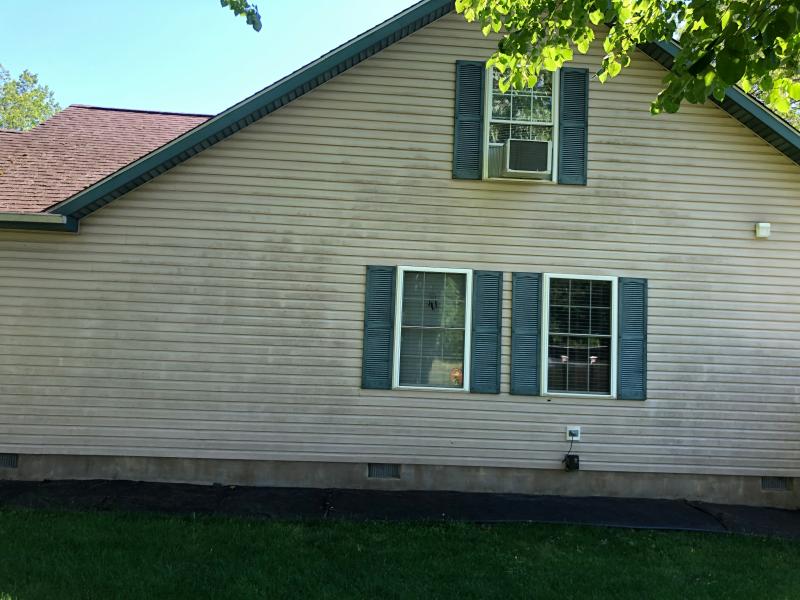 Scotts Outdoor Cleaner House & Siding with ZeroScrub Technology