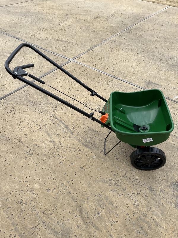 Scotts Turf Builder EdgeGuard Mini, 5,000 Broadcast Spreader For Seed