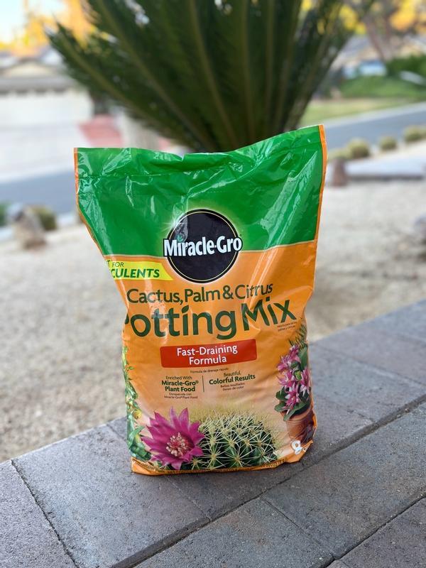 Miracle-Gro Cactus, Palm & Citrus Potting Mix | ScottsMiracle-Gro US