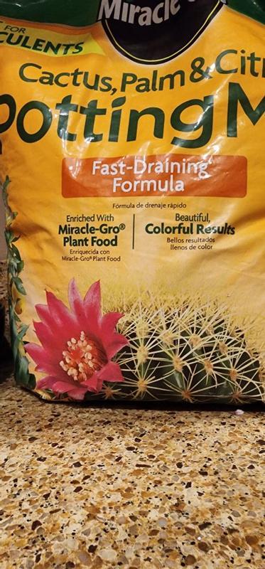 Miracle-Gro Cactus, Palm & Citrus Potting Mix | ScottsMiracle-Gro US