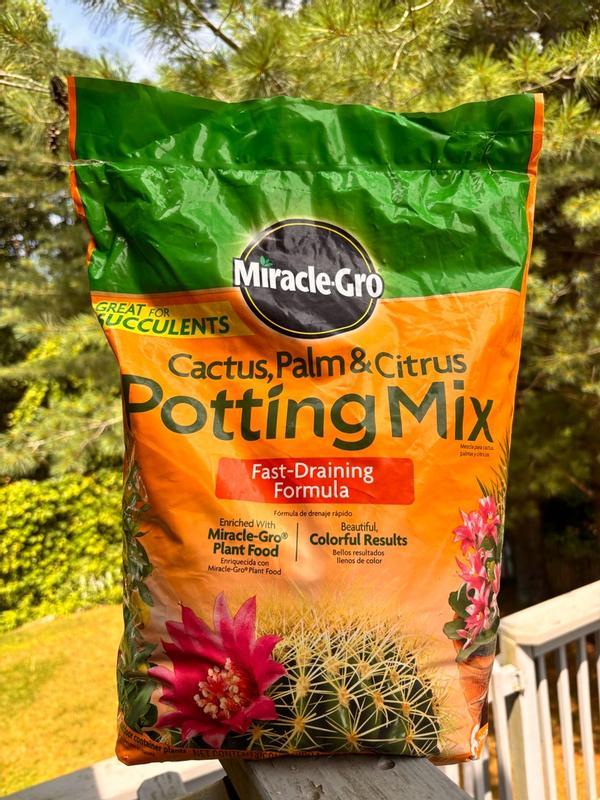 Miracle-Gro Cactus, Palm & Citrus Potting Mix | ScottsMiracle-Gro US