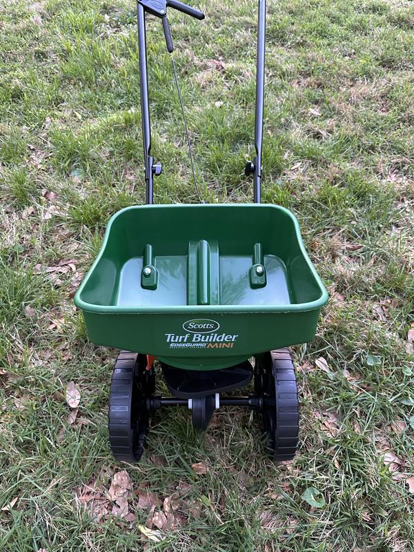 Scotts® Turf Builder® EdgeGuard® Mini Broadcast Spreader