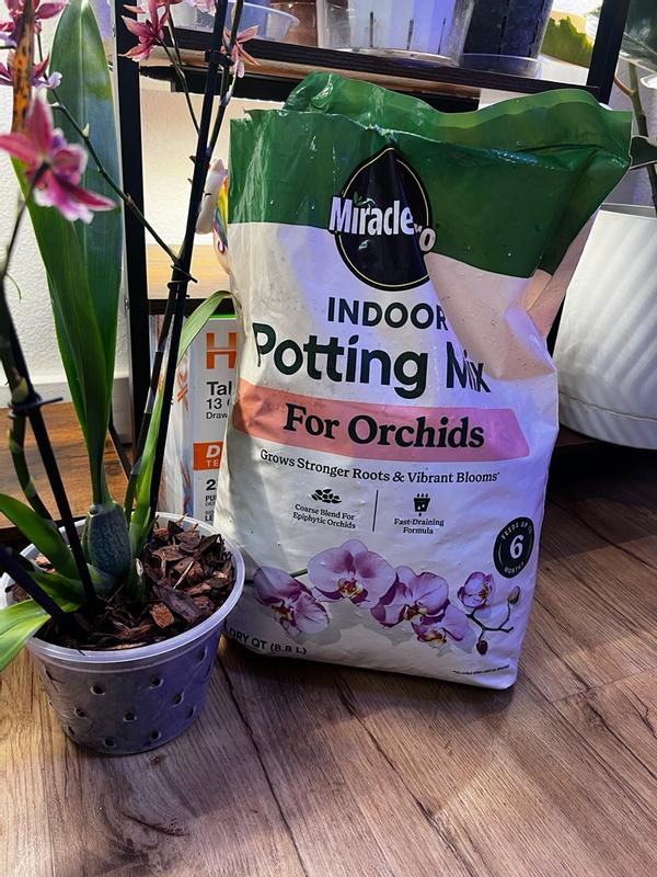 Miracle-Gro 8 Quart Orchid Coarse Blend Potting Mix - 74778300