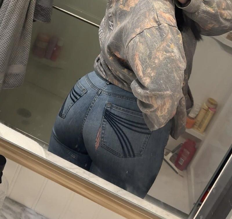 Customer photo for "Absolutely loved but ripped for no reason"