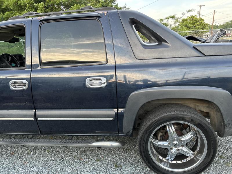 2004 Chevy Avalanche
